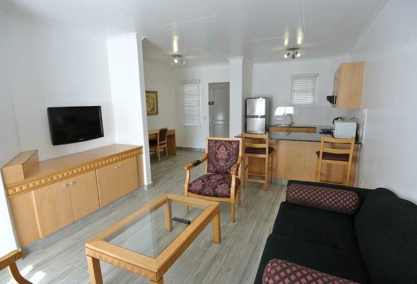 חדר אקזקיוטיב, Airport Inn And Suites