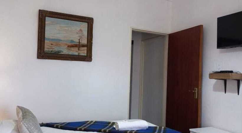 Номер Стандарт Вид на Сад, Autumn Breeze Manor Guest House