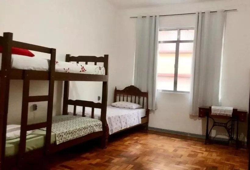 تختخواب در اتاق مشترک, Hostel Tropeiro De Minas