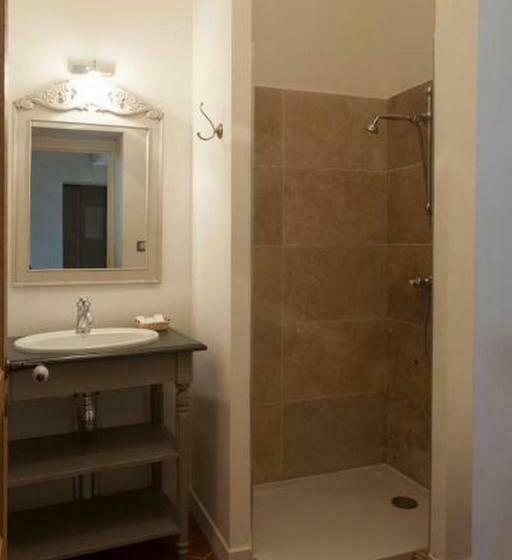 استودیوی استاندارد, Adonis La Redorte By Olydea