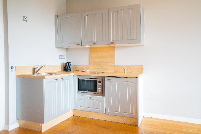 سوییت پرستیژ, Adonis La Redorte By Olydea