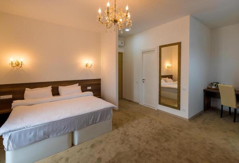 سوییت, Alliance