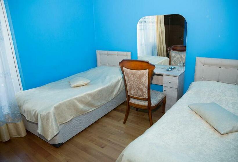 اتاق استاندارد, Black Sea House