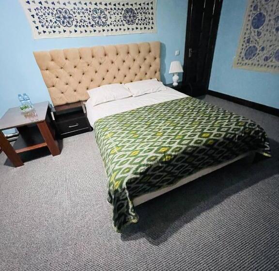 חדר סטנדרט, Chor Minor