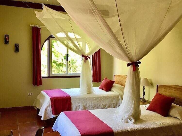 סוויטה דלוקס, El Encanto