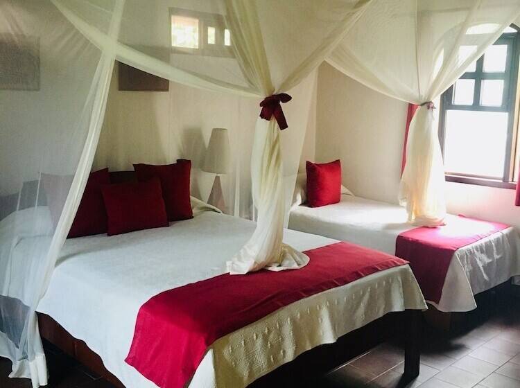 חדר סטנדרט לשלושה, El Encanto