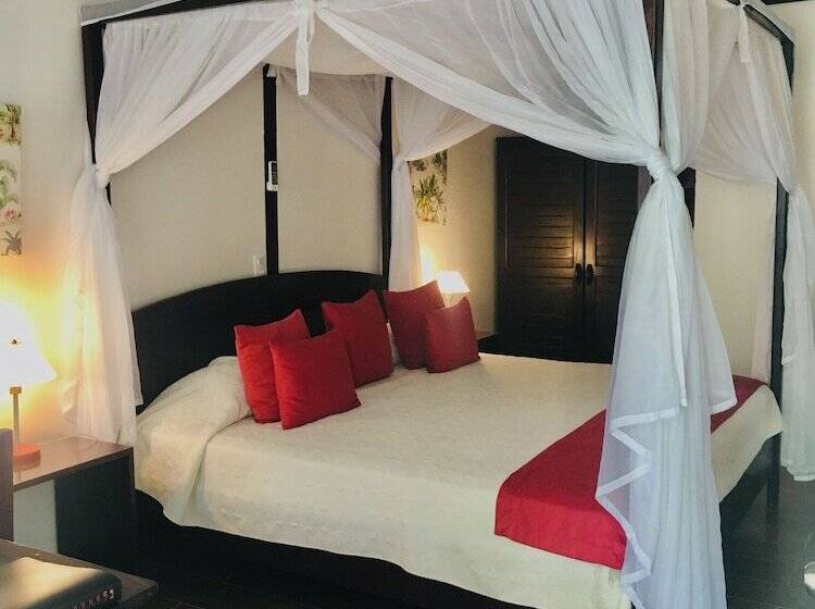 בקתה סופריור, El Encanto