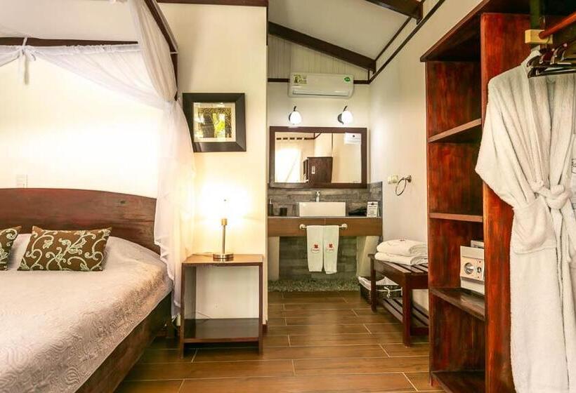 スーペリアーバンガロー, El Encanto