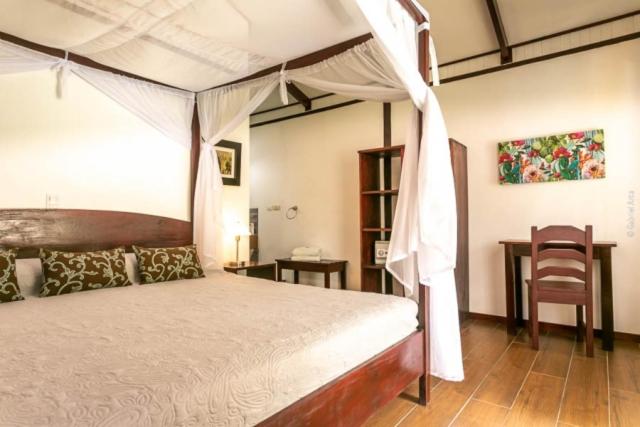 Bungalow Superior, El Encanto