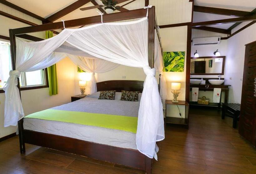 スーペリアーバンガロー, El Encanto