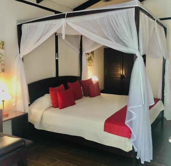 בקתה סופריור, El Encanto