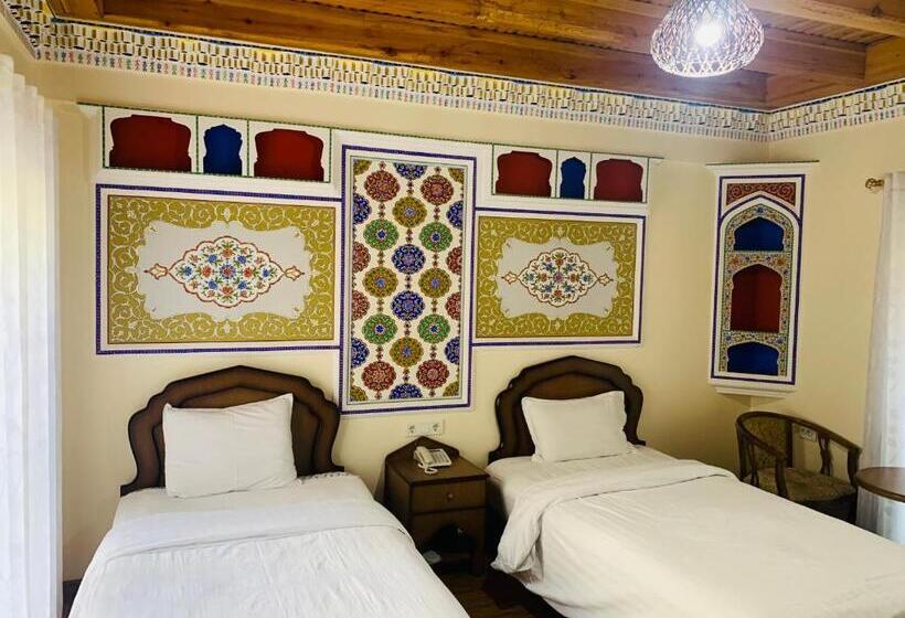 חדר סופריור, Fatima Boutique