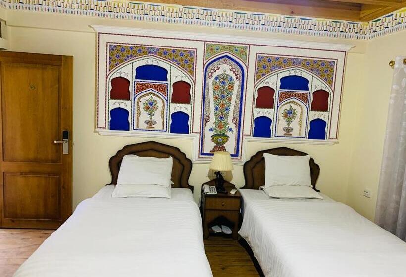 חדר סופריור, Fatima Boutique