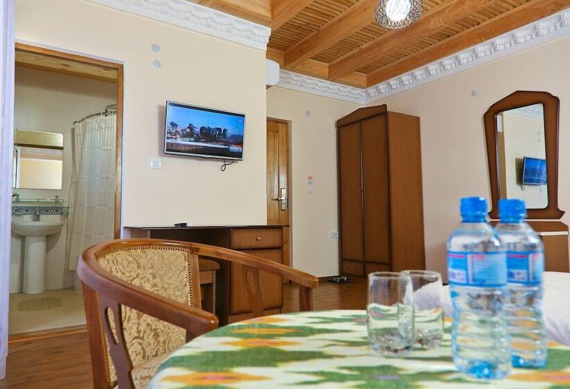 חדר סופריור, Fatima Boutique