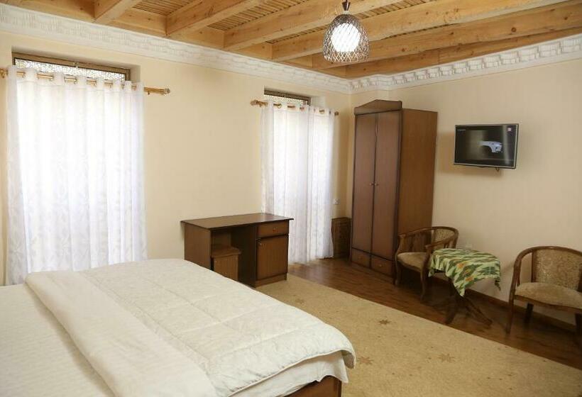 חדר סופריור, Fatima Boutique