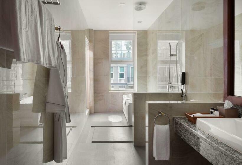 اتاق کلاسیک, J7 Angkor