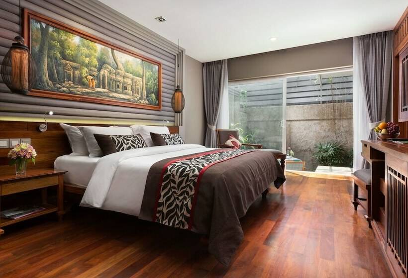 اتاق لوکس با وان آب گرم, J7 Angkor