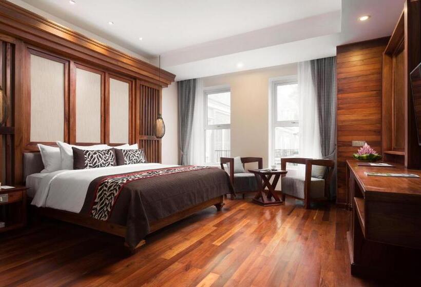 سوییت خانوادگی, J7 Angkor