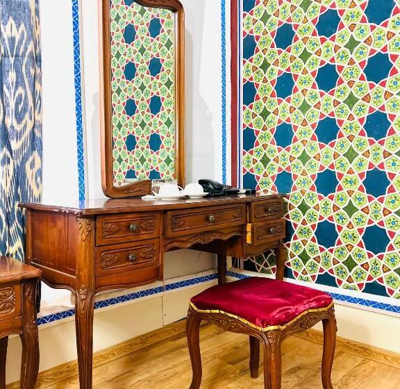 غرفة قياسية, Komil Bukhara Boutique