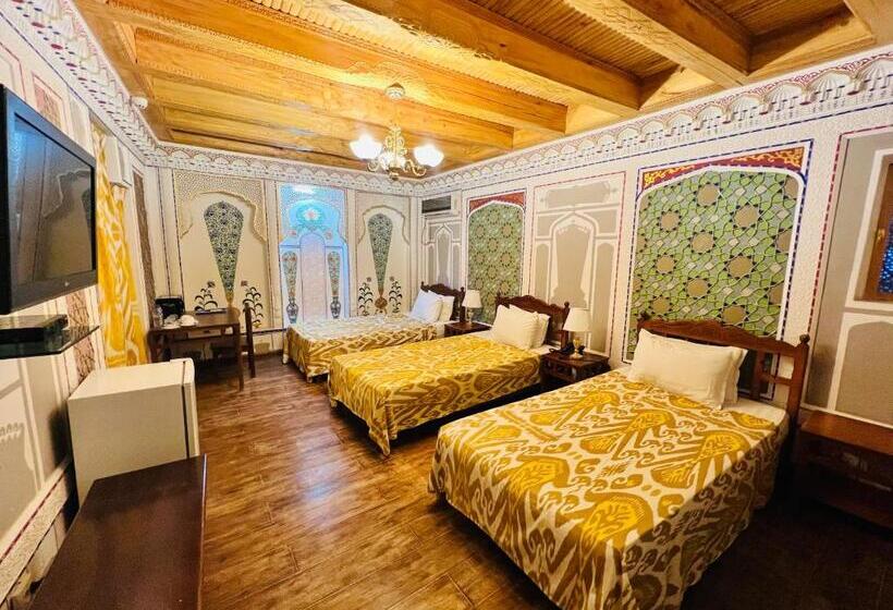 Номер Стандарт Трехместный, Komil Bukhara Boutique