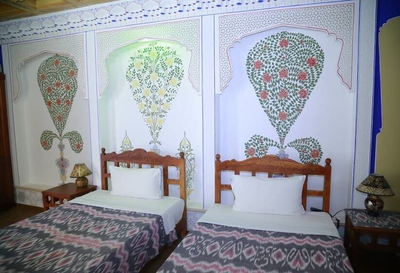 غرفة قياسية, Komil Bukhara Boutique