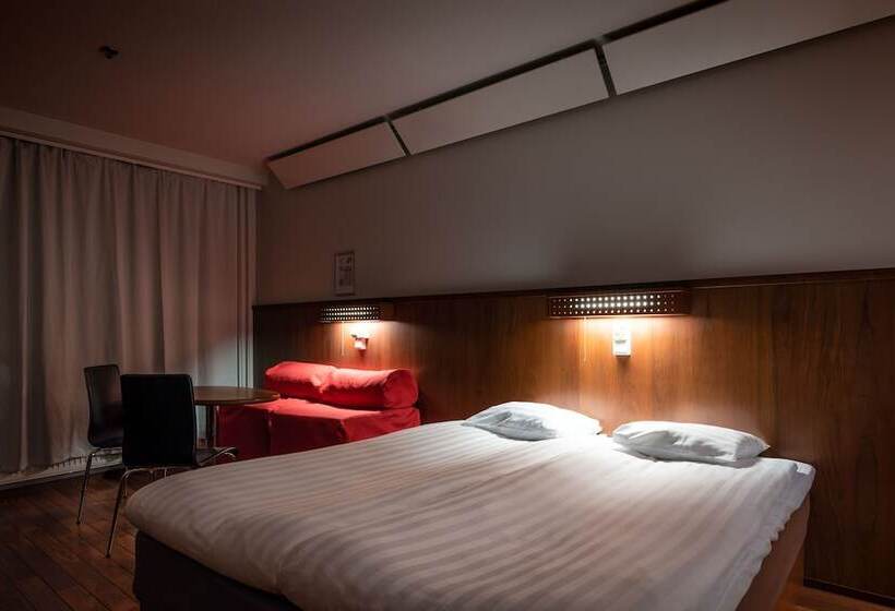 Perhehuone, Omena Hotel Jyväskylä