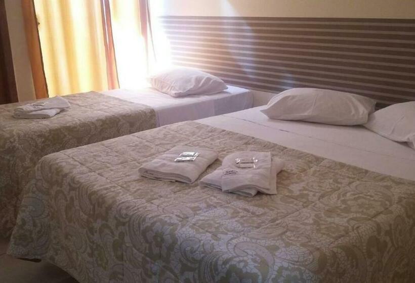 家庭间, Vila Santa