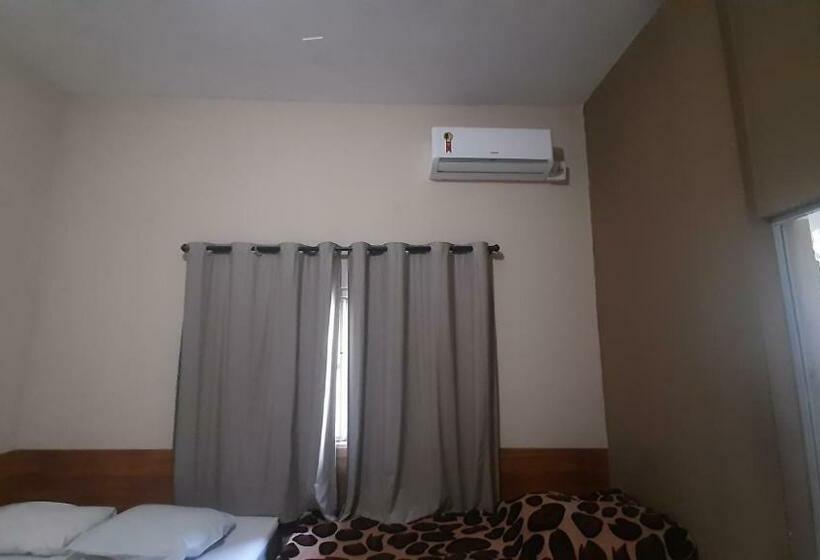 Quarto Familiar, Aparecida Akuto S Pousada