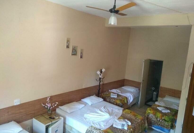Quarto Familiar, Aparecida Akuto S Pousada