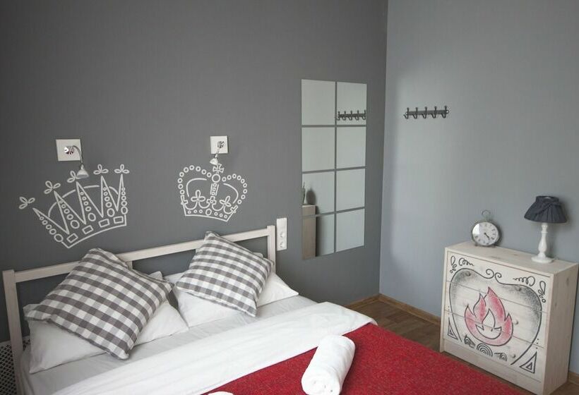 带共用浴室的标准房间, Geography Hostel