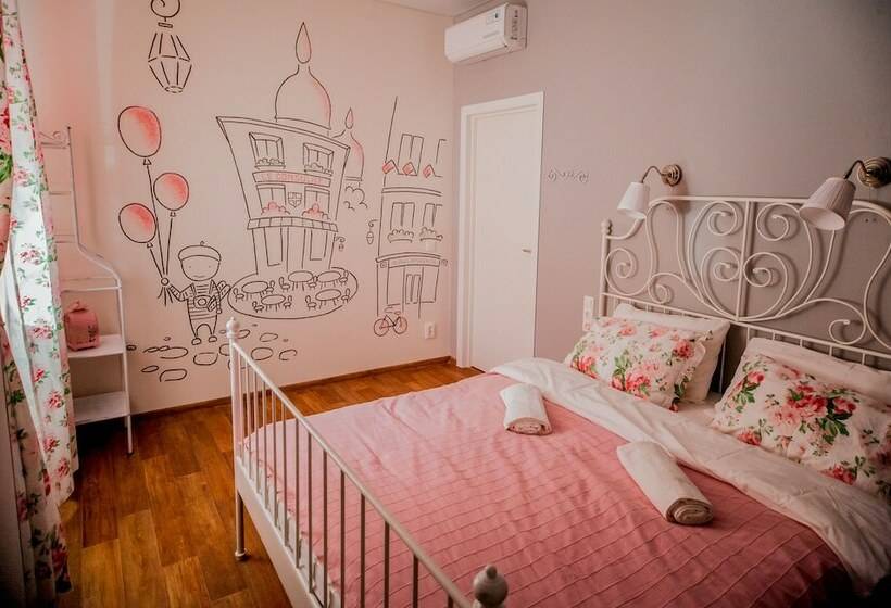 标准间, Geography Hostel