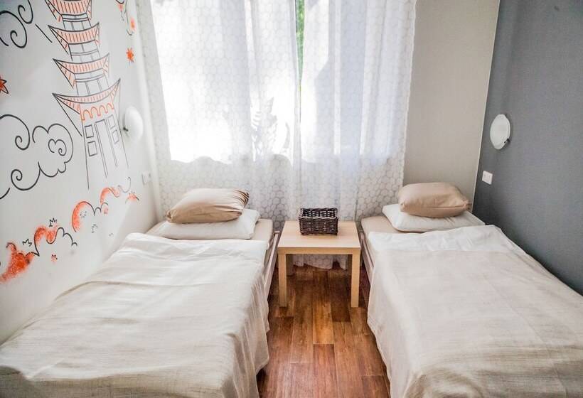 带共用浴室的标准房间, Geography Hostel