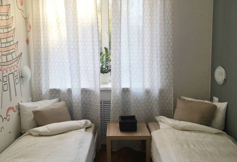 带共用浴室的标准房间, Geography Hostel