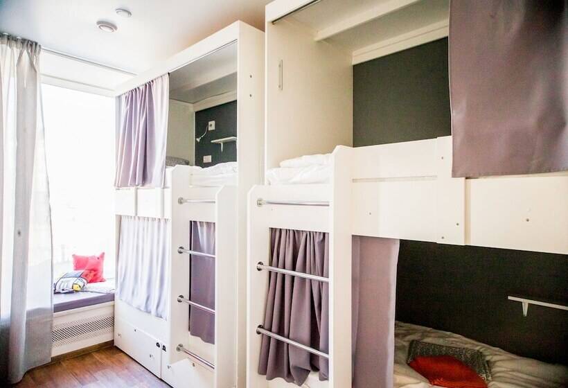 共用房间的床, Geography Hostel