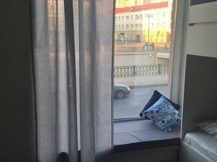 共用房间的床, Geography Hostel