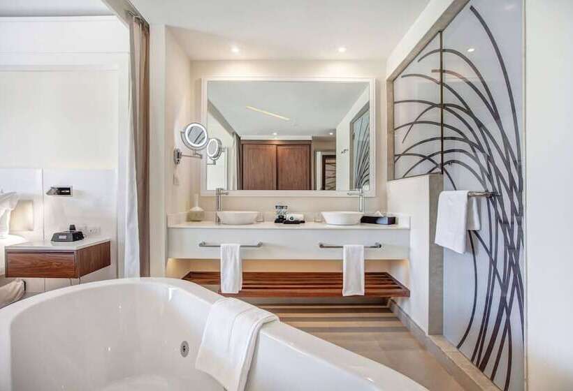 Junior Suite Deluxe Vista Mar, Hideaway at Royalton Saint Lucia, An Autograph Collection - All Inclusive Resort - Adults Only