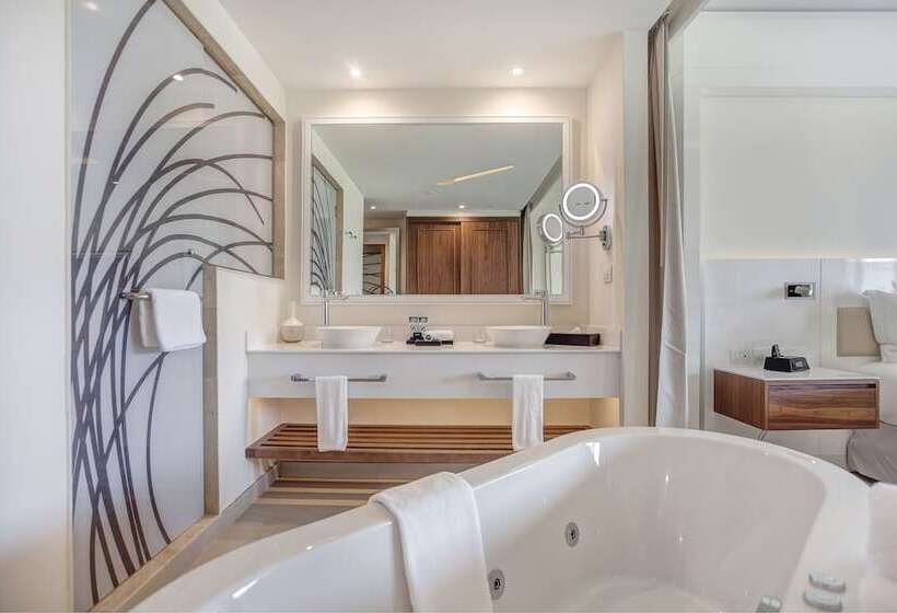 Junior Suite Deluxe Vista Mar, Hideaway at Royalton Saint Lucia, An Autograph Collection - All Inclusive Resort - Adults Only