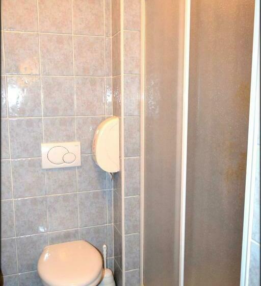 Quarto Triplo Estandar, Anfora