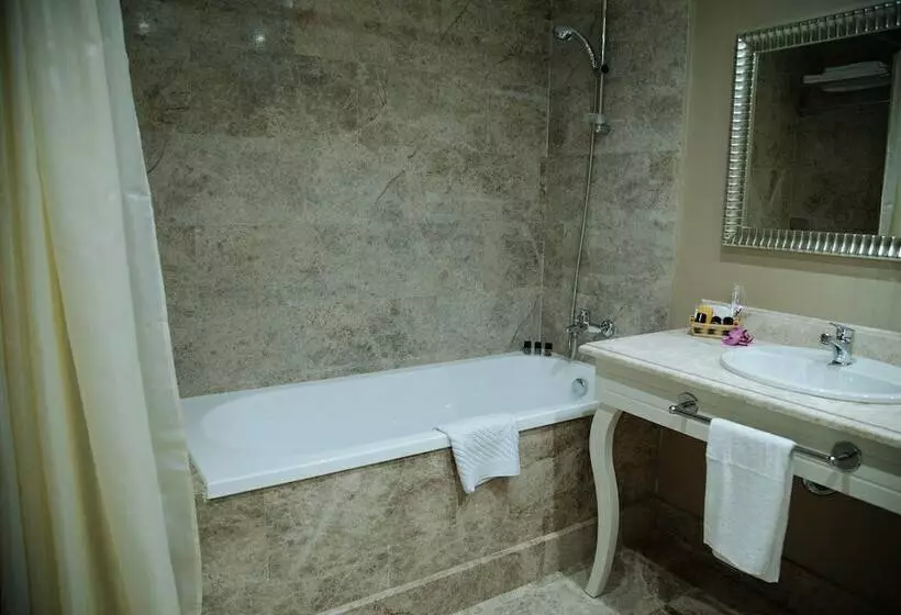 اتاق استاندارد, Astrakhanskaya