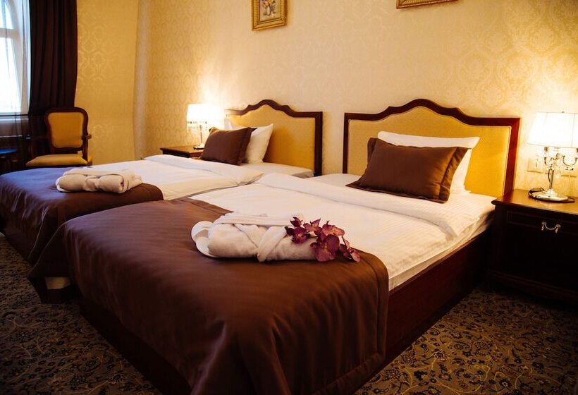 اتاق استاندارد, Astrakhanskaya