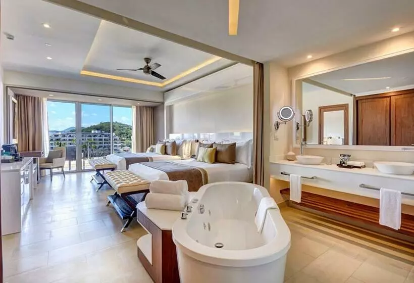 سوییت جونیور لوکس با چشم‌انداز دریا, Royalton Hideaway Saint Lucia, An Autograph Collection All-Inclusive Resort - Adults Only