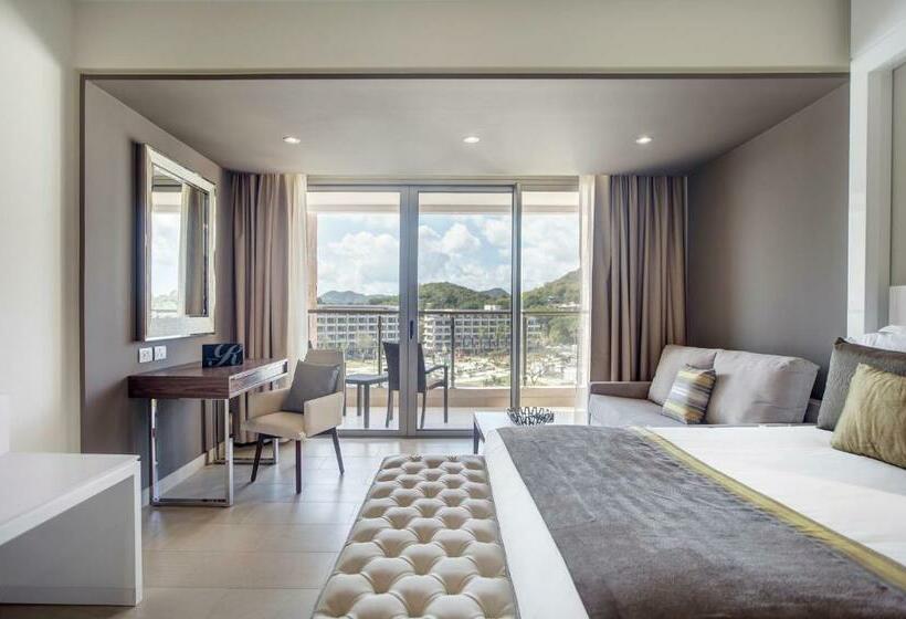 Junior Suite Deluxe Vista Mar, Hideaway at Royalton Saint Lucia, An Autograph Collection - All Inclusive Resort - Adults Only