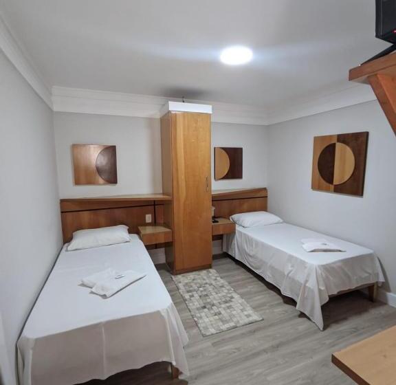 标准单人间, Horto Executivo