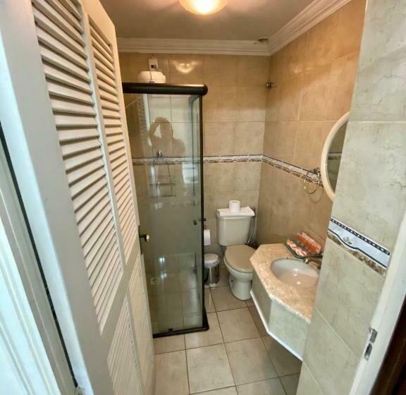 패밀리 룸, Lemes