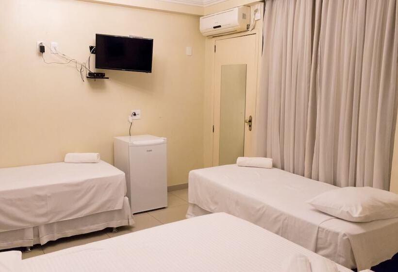 패밀리 룸, Lemes