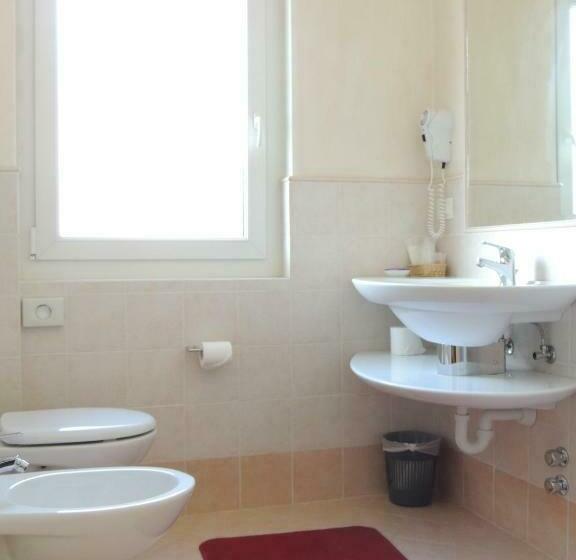 标准间, Liz Hotel & Apartments