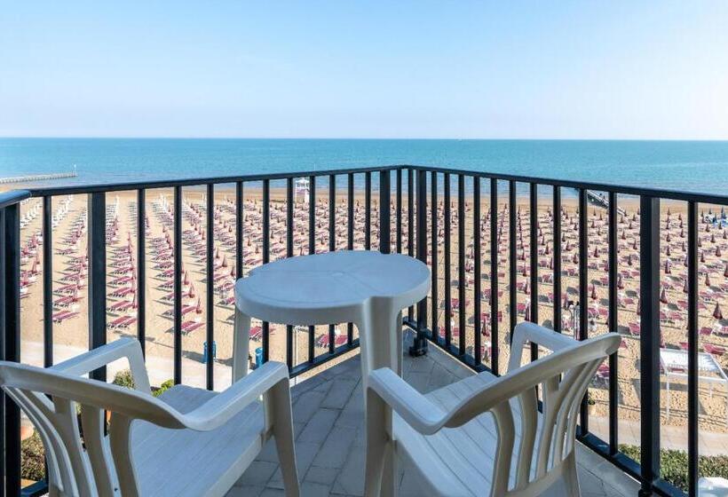 اتاق استاندارد با چشمانداز دریا, Mondial