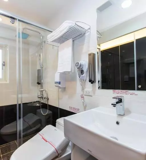 اتاق استاندارد با تخت‌های تاشو, Morwing Hotel   Culture Vogue