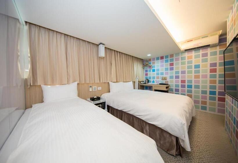 اتاق استاندارد سه نفره, Morwing Hotel   Culture Vogue