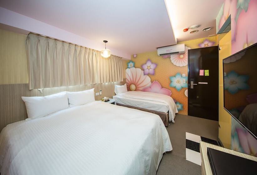 اتاق استاندارد سه نفره, Morwing Hotel   Culture Vogue